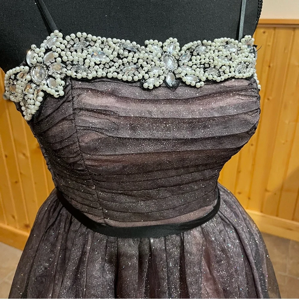 Special occasion prom strapless dress flared midi tulle. 🤩 - Picture 2 of 6